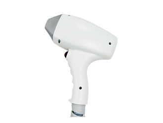 808nm wavelength laser can be fully absorbed by the the hair follicle, reach the hair follicle position through the cortex effectively. 